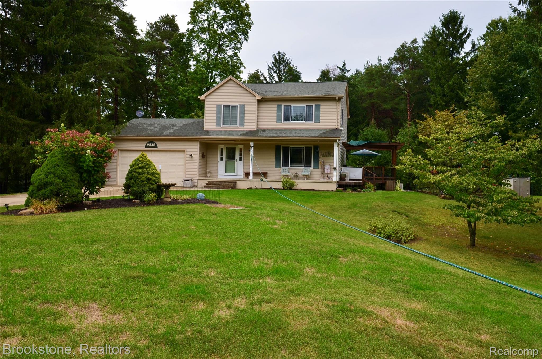 9828 Hadley Road