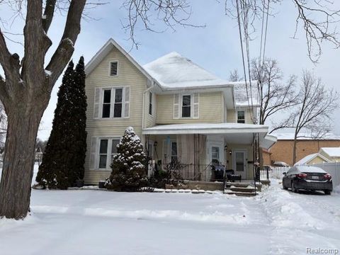 209 Elm Street Flushing City MI 48433