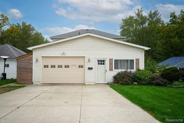 25991 E HURON RIVER DR, FLAT ROCK, MI 48134 - Image c30778992ac35c12dd0202708bf4cfc3/2794226509