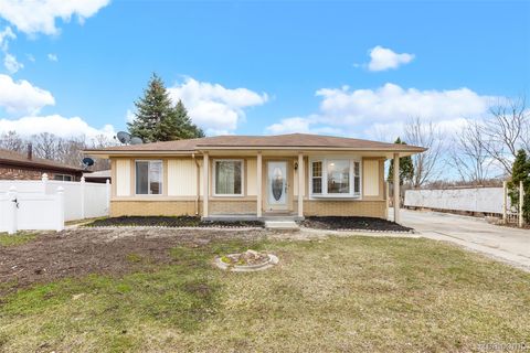 15680 Gulley Street Taylor City MI 48180