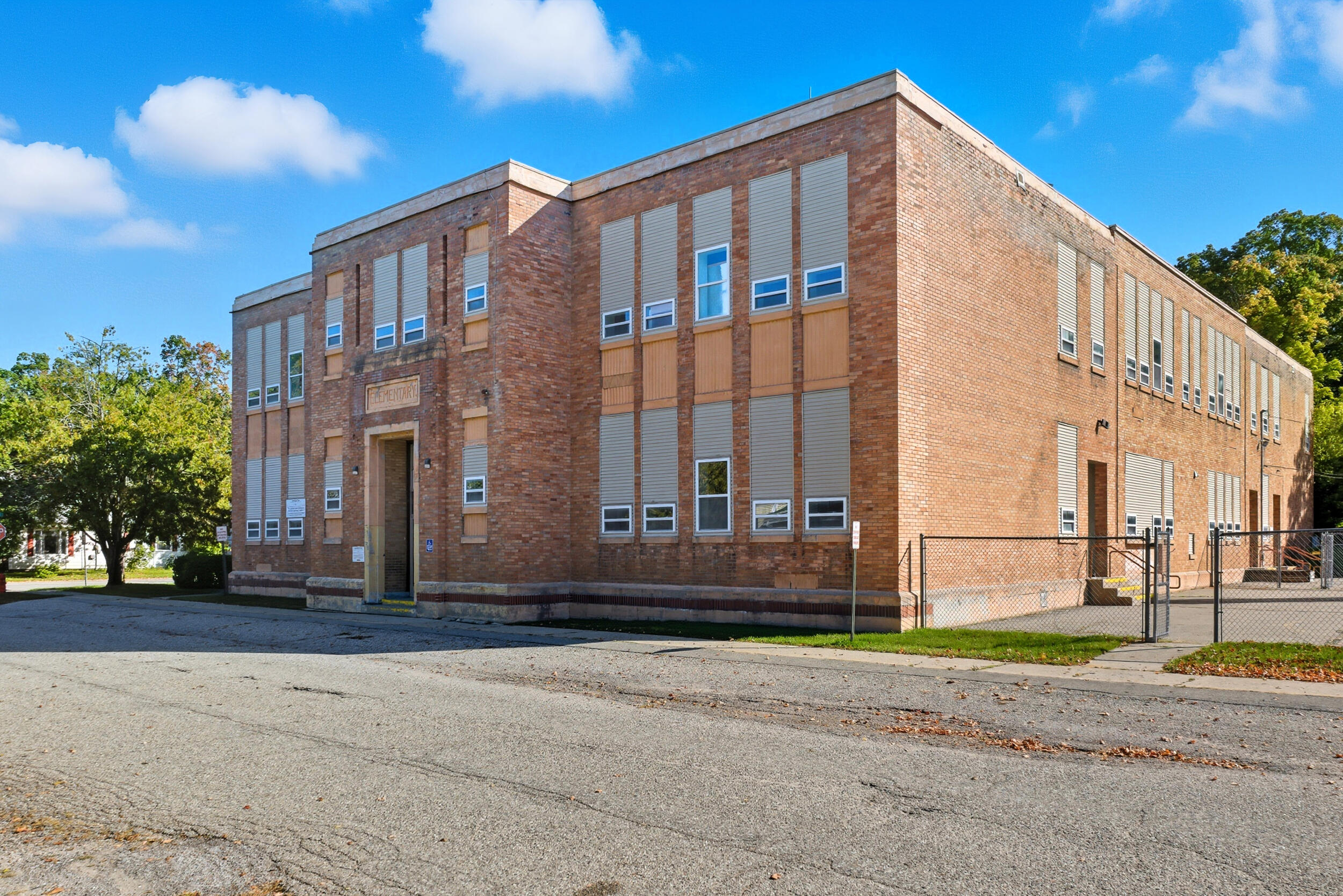 412 E Edgerton Street