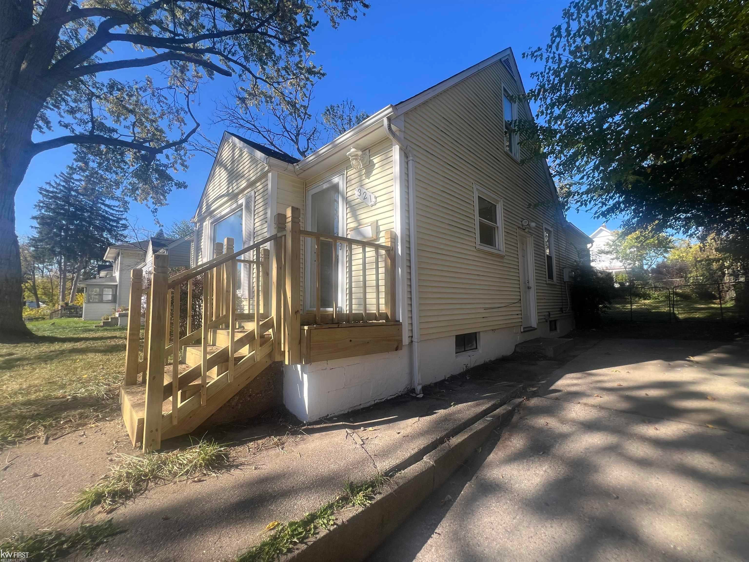 321 Burroughs Avenue