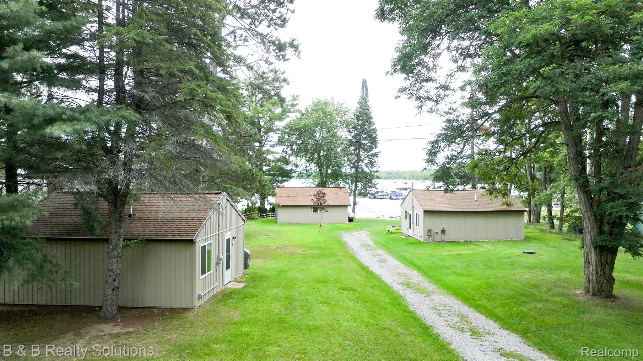 1130 W HIGGINS LAKE Drive
