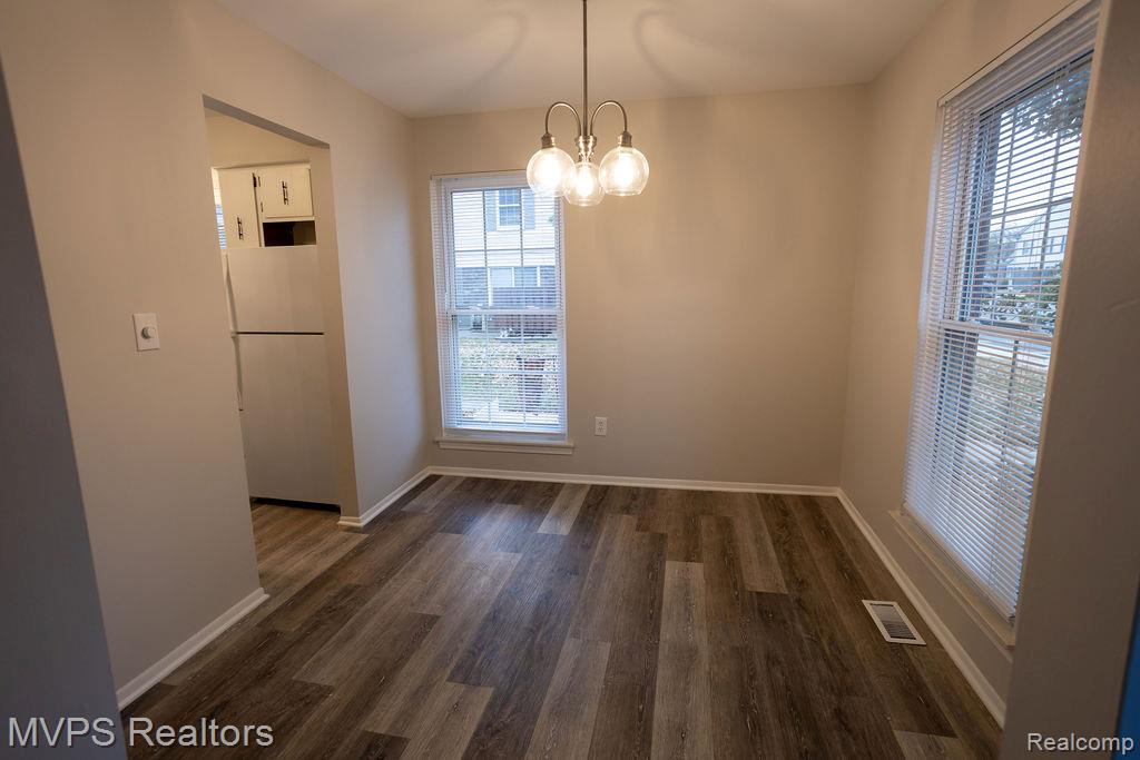 34289 Garfield Circle