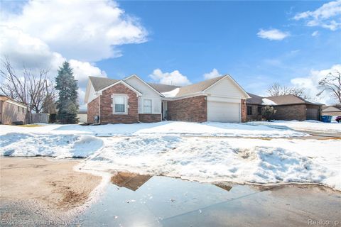 5010 Kelly Drive Warren City MI 48092