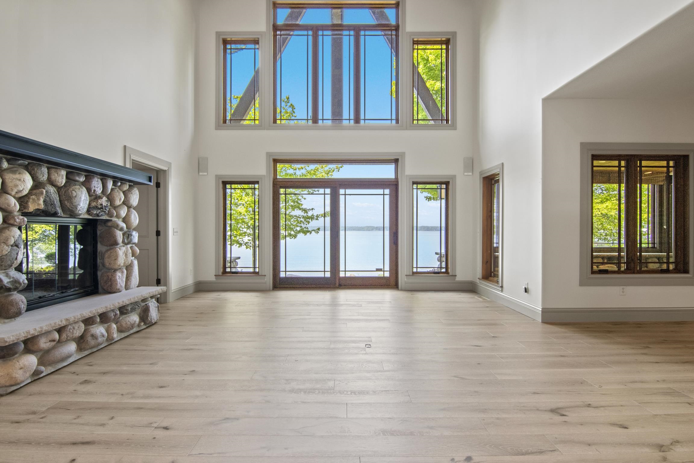 3463 NE Torch Lake Drive