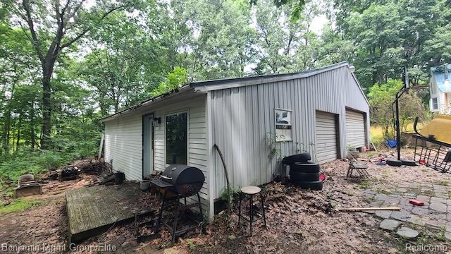 589 W Dexter Trail