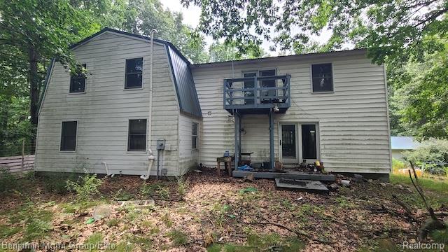 589 W Dexter Trail