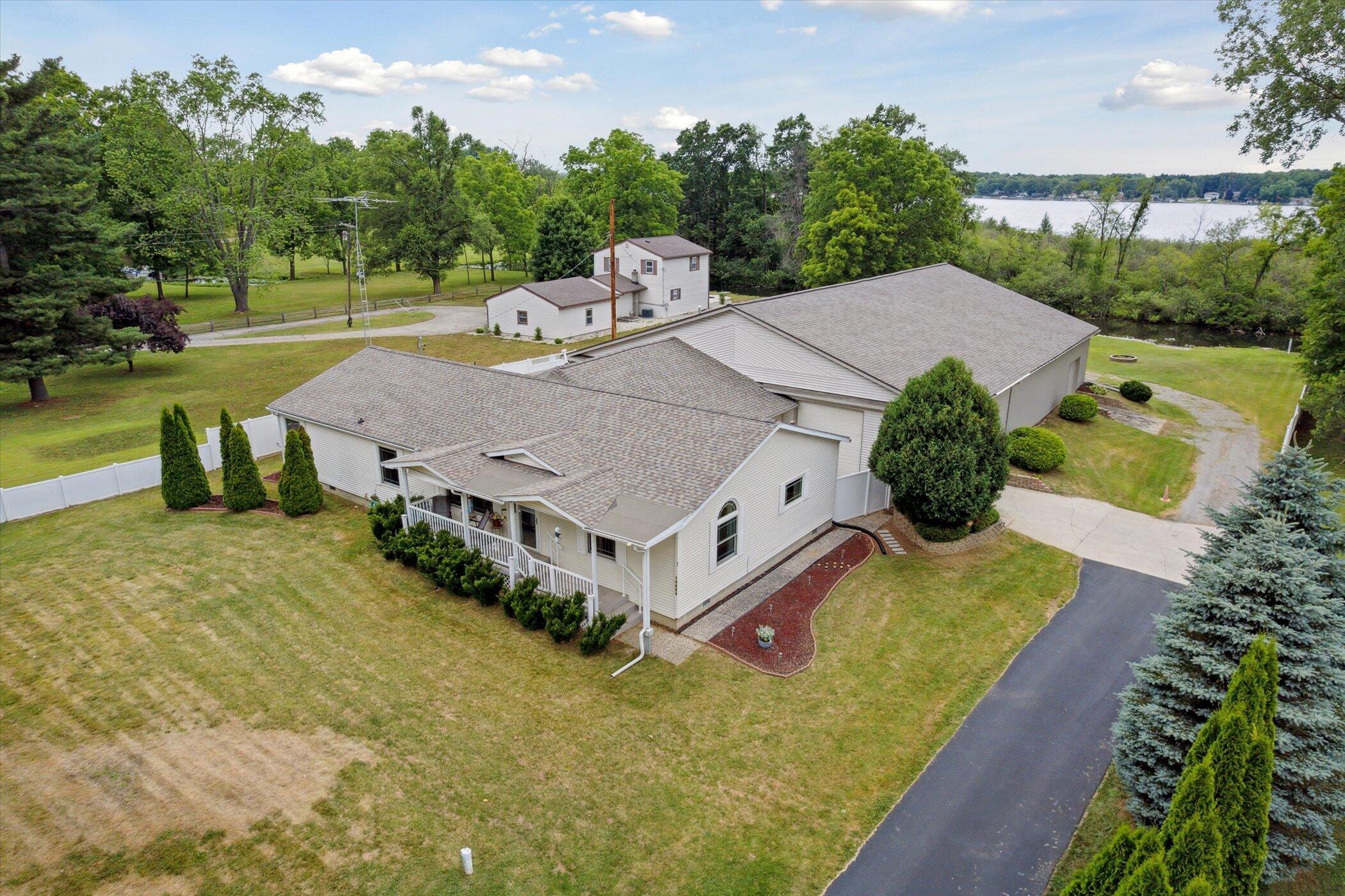 10224 Rexford Road
