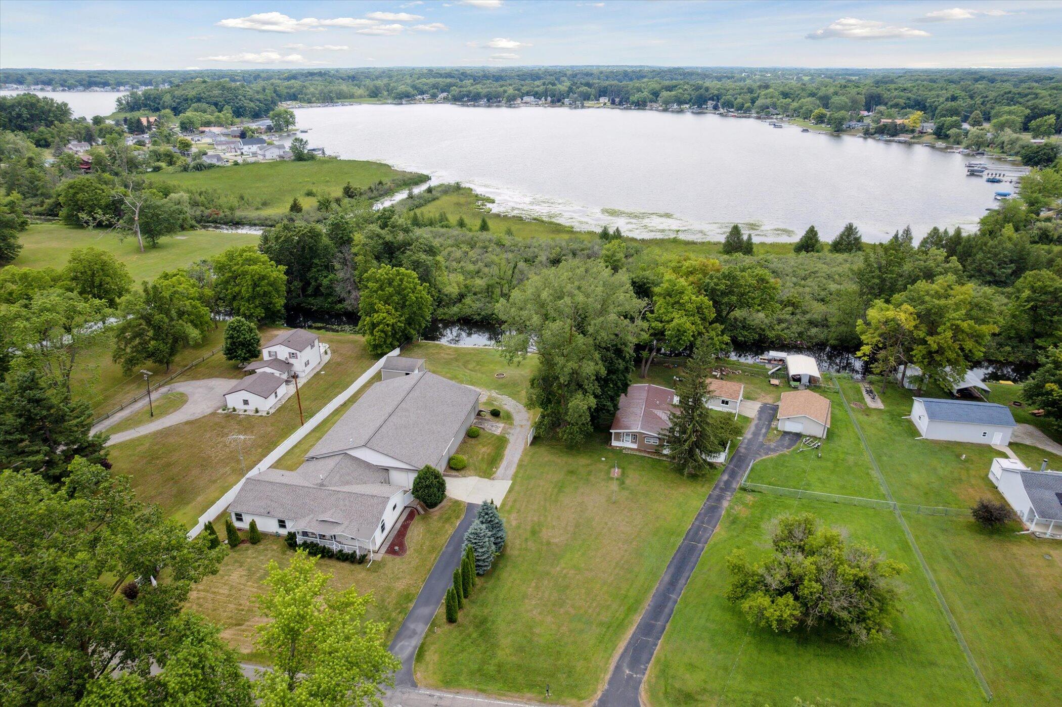 10224 Rexford Road