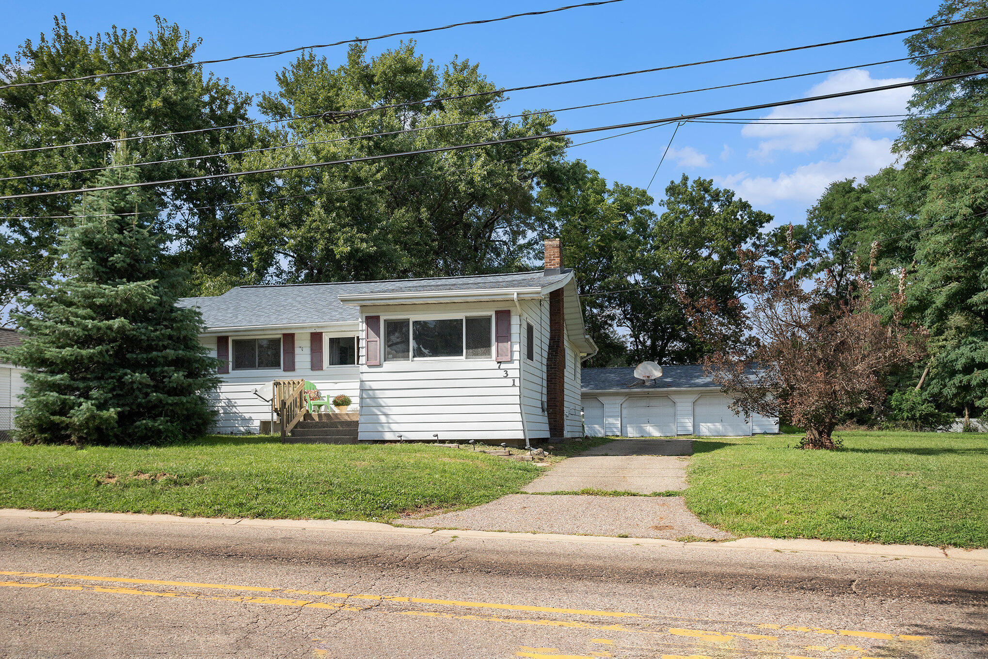 731 E Roosevelt Avenue