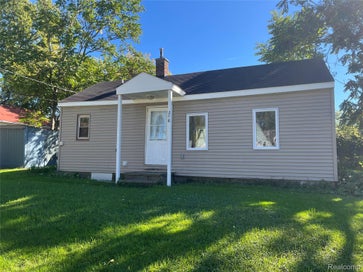 248 N Grace Street Lansing City MI 48917