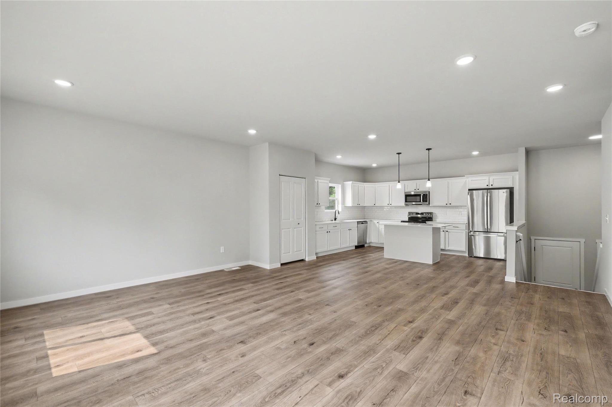 2297 Plum Tree Court