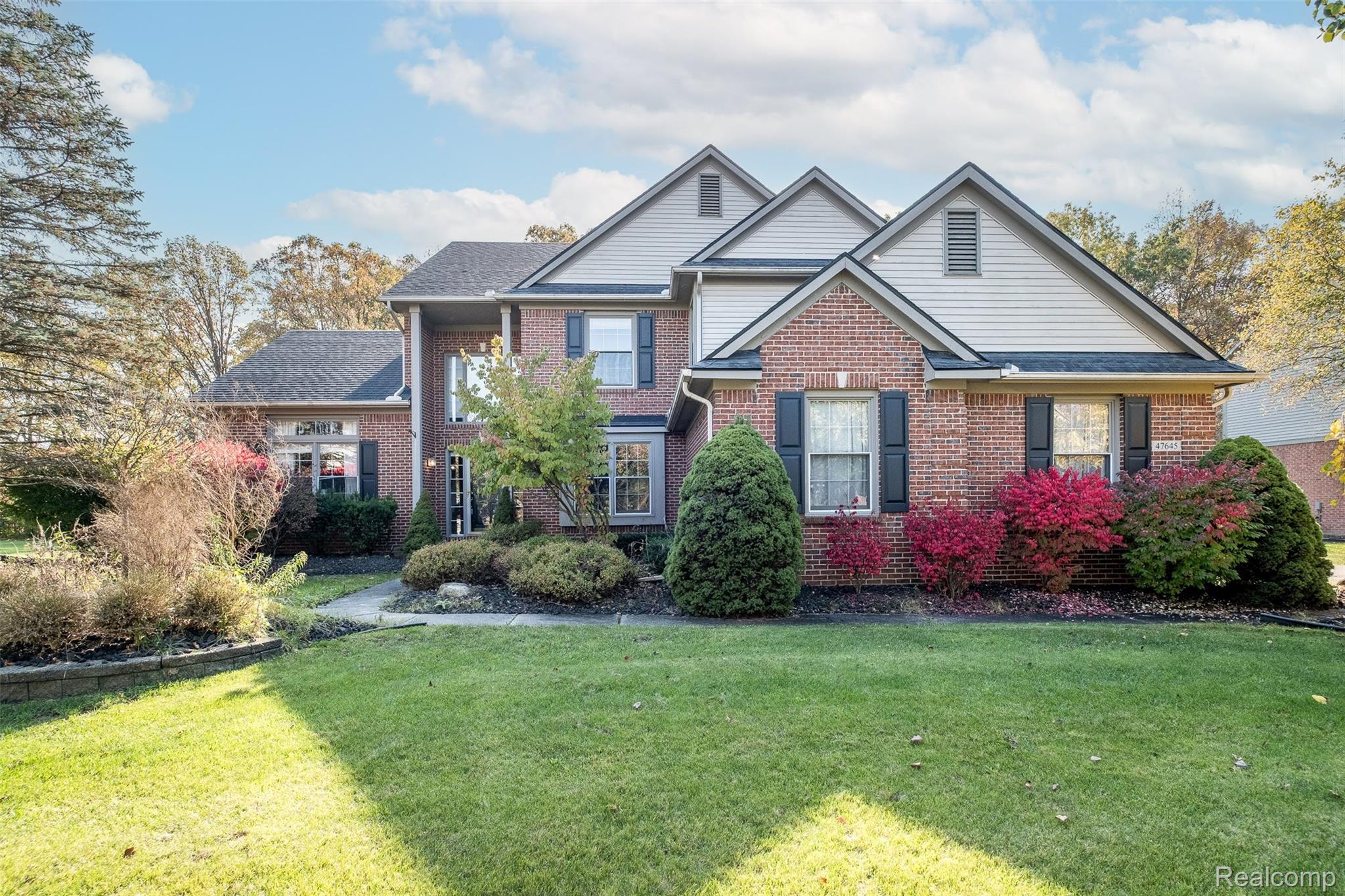 47645 River Woods Drive