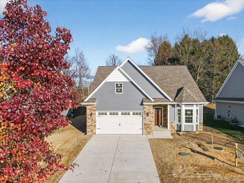 7460 Village Court Springfield Charter Township MI 48350