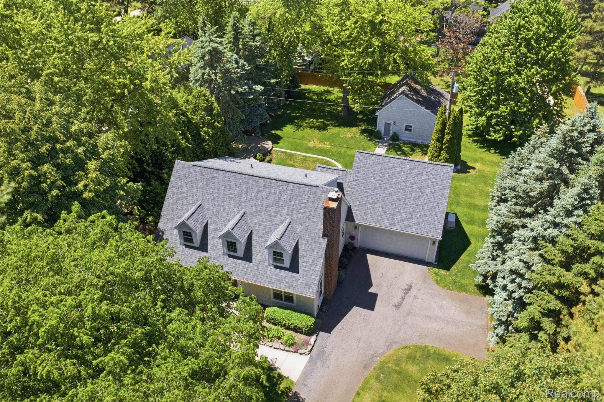 830 Hemingway Road