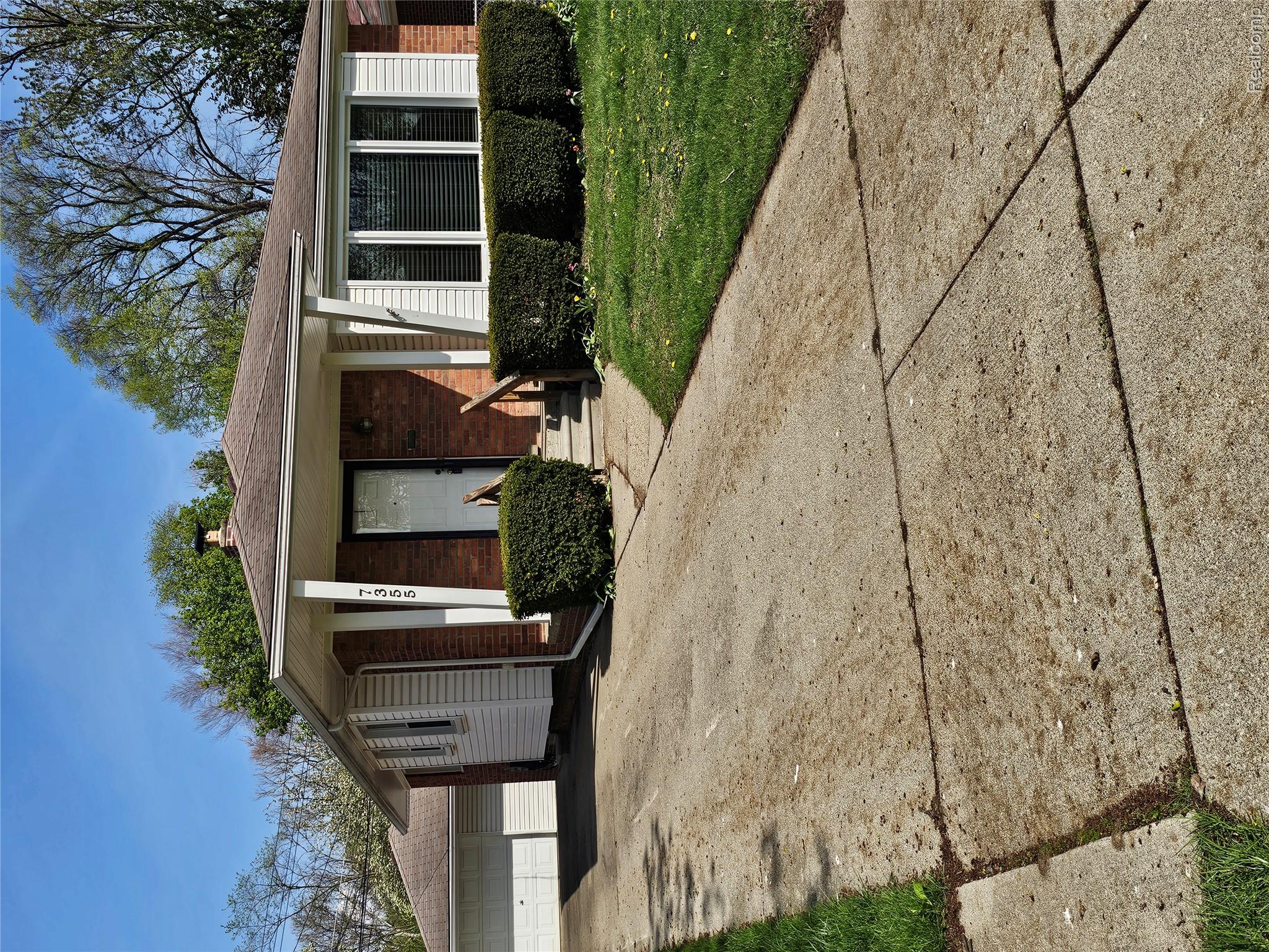 7355 W Frumin Court