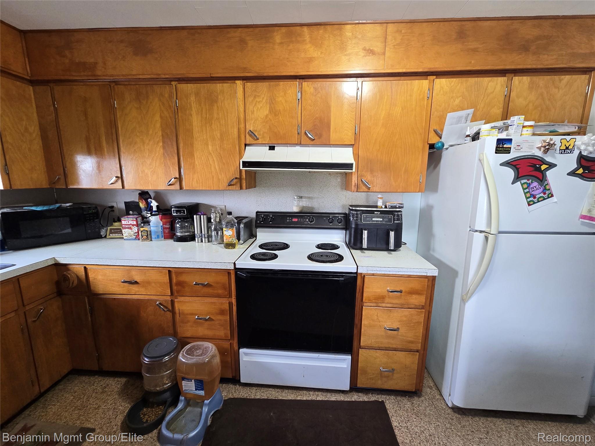 151 S Mapleleaf Road