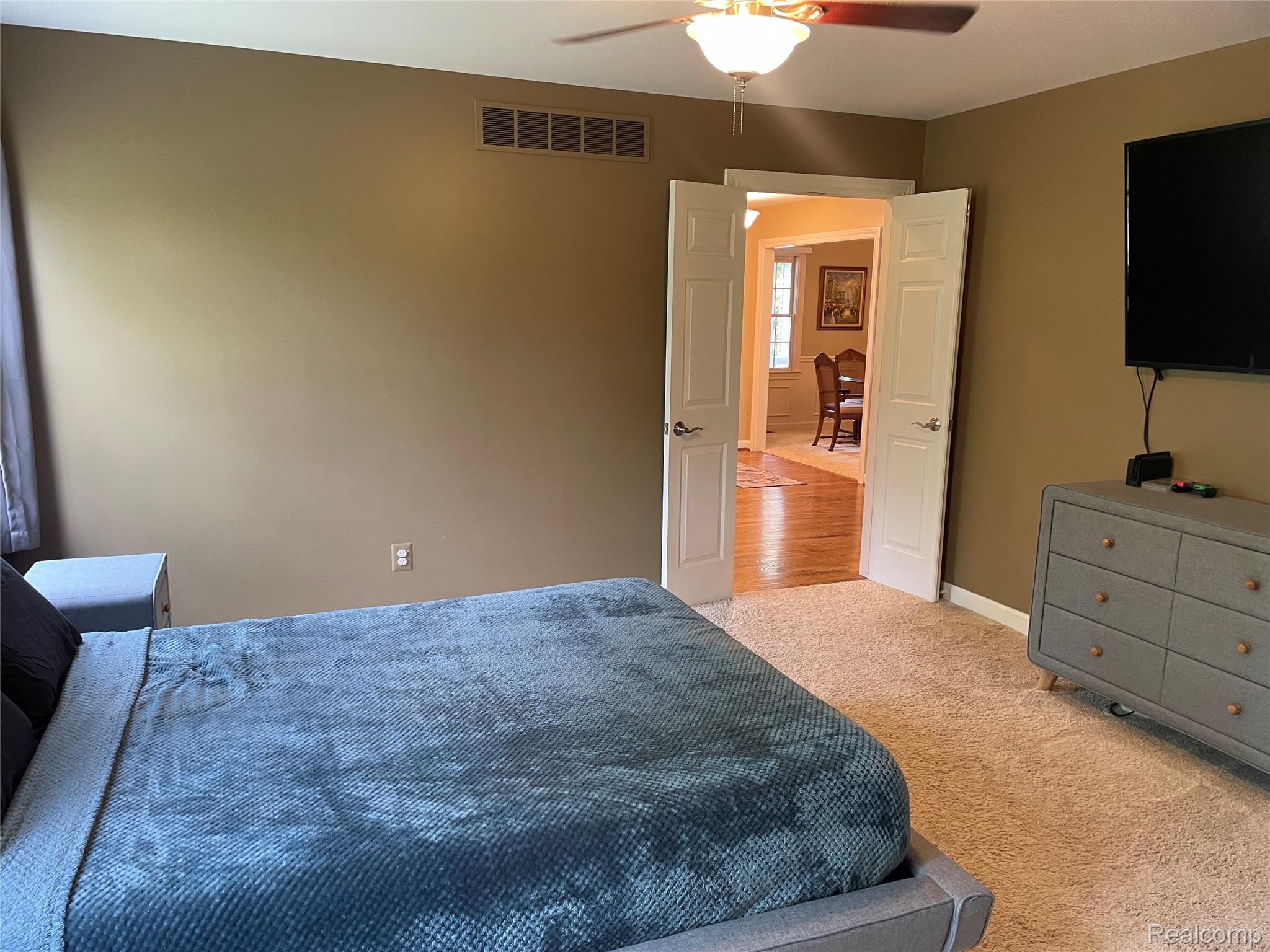 Ortonville Village, Michigan 48462, United States, 4 Bedrooms Bedrooms, ,3 BathroomsBathrooms,Residential,Active,184805