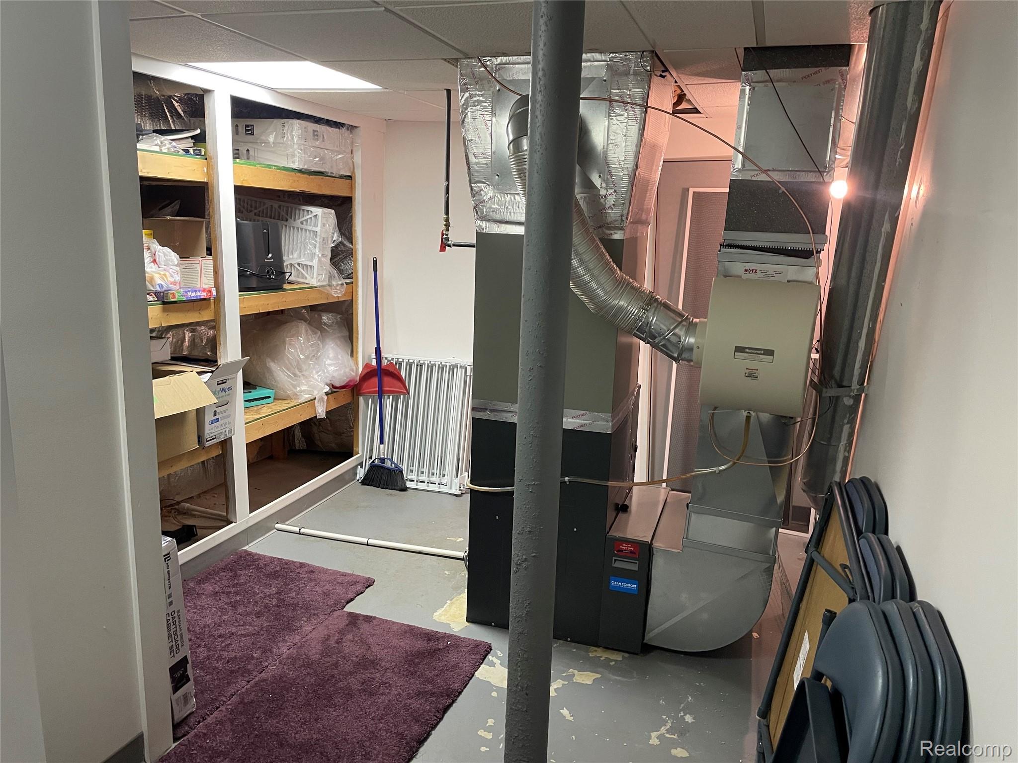 Ortonville Village, Michigan 48462, United States, 4 Bedrooms Bedrooms, ,3 BathroomsBathrooms,Residential,Active,184805