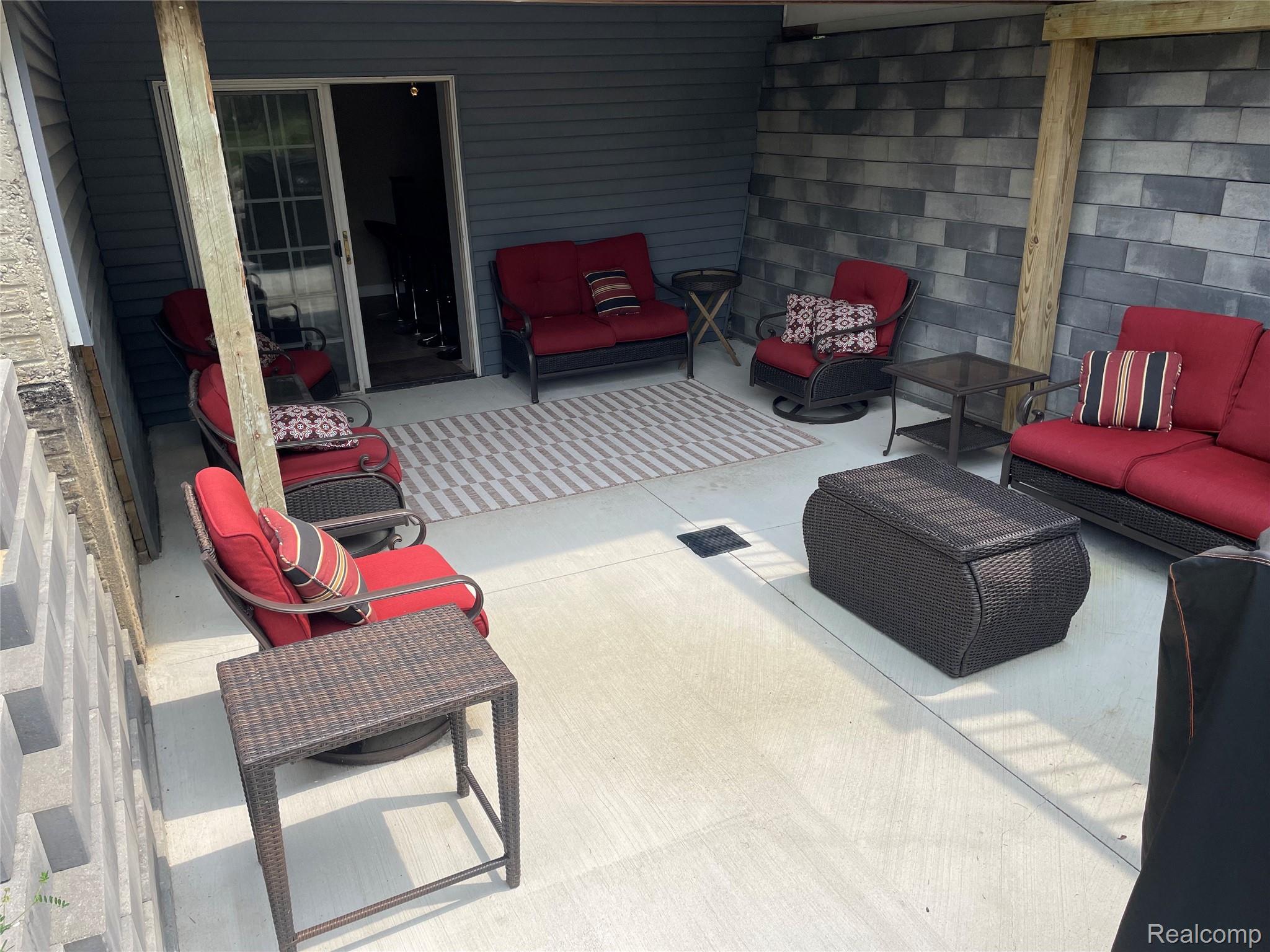 Ortonville Village, Michigan 48462, United States, 4 Bedrooms Bedrooms, ,3 BathroomsBathrooms,Residential,Active,184805