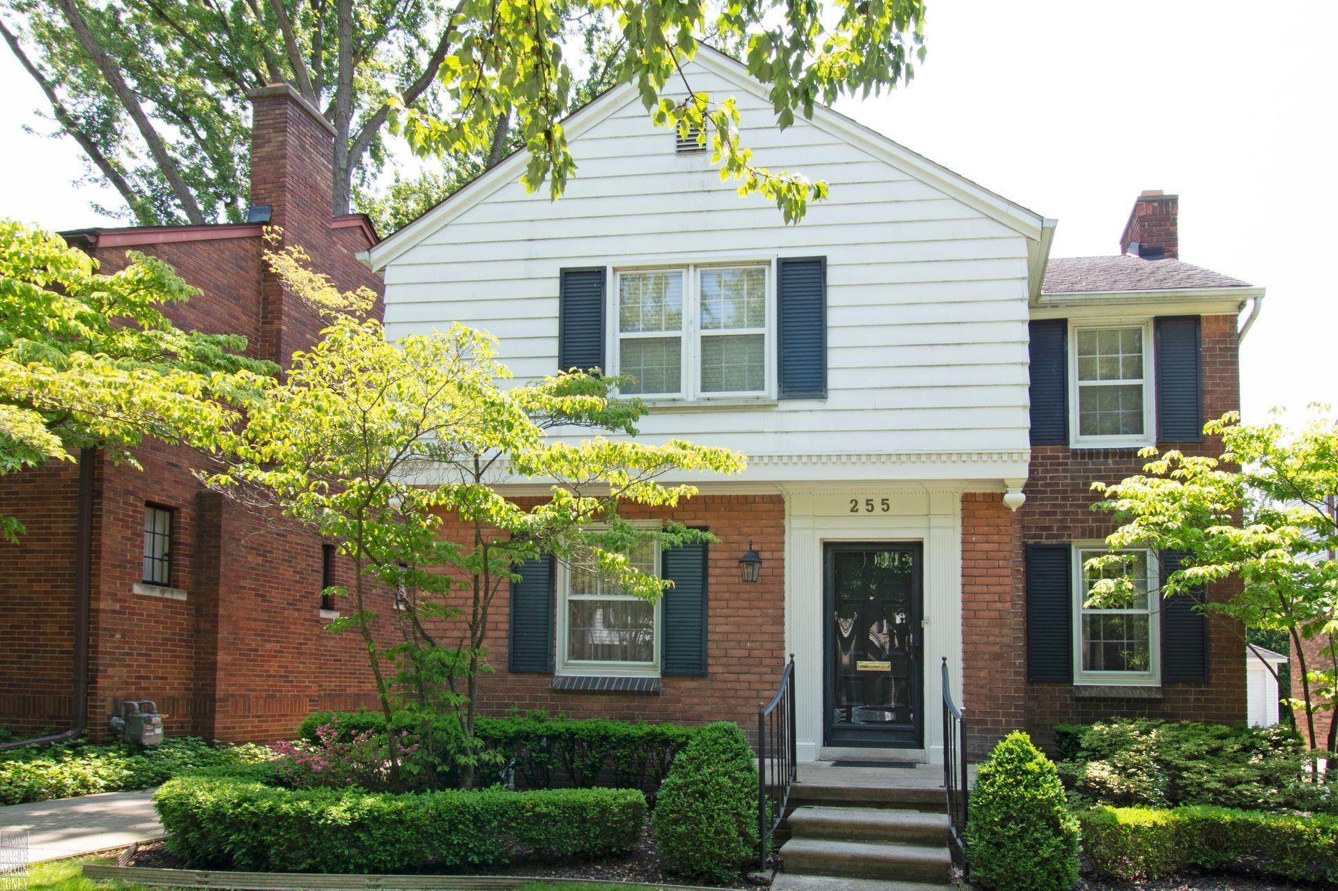 255 Merriweather Road