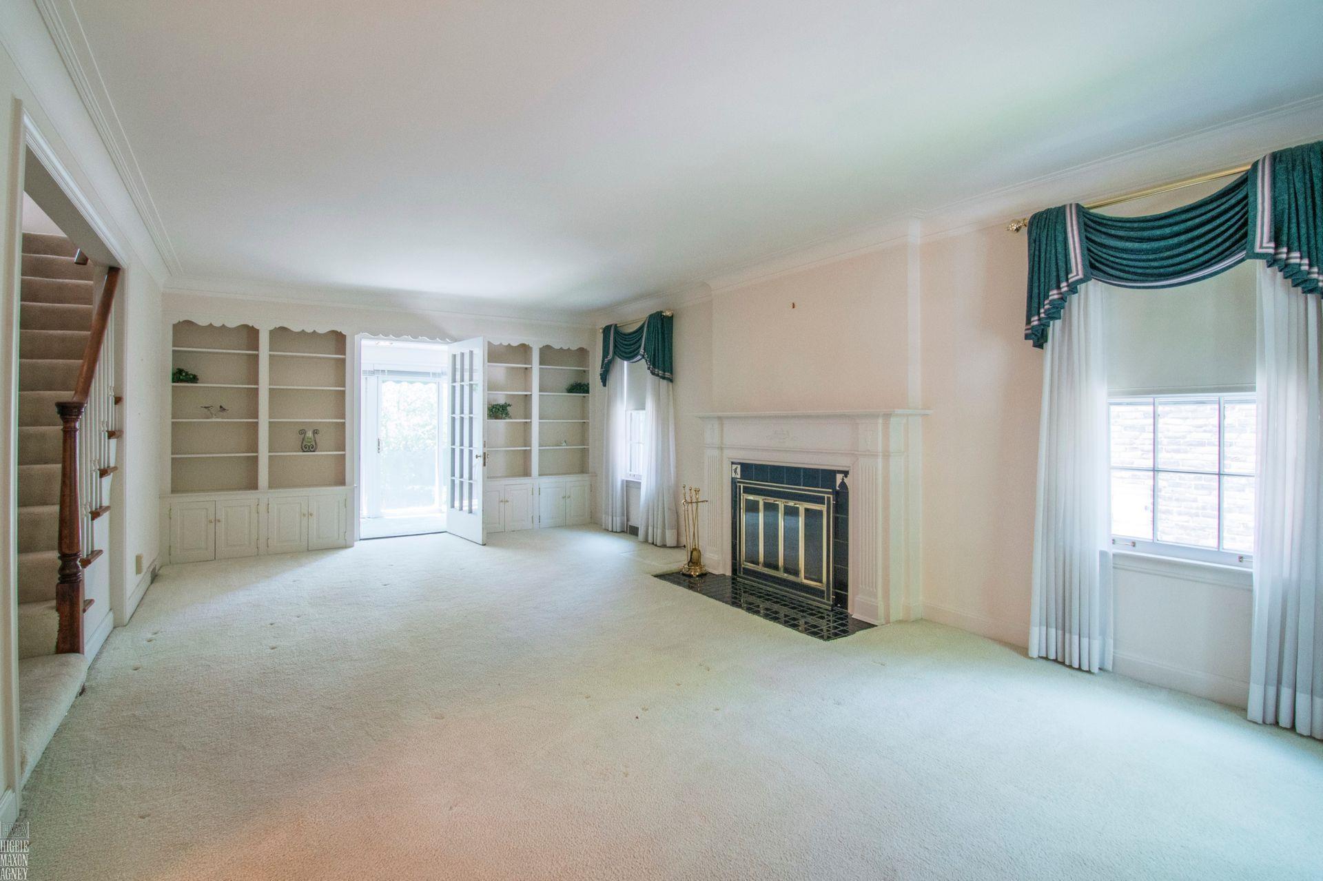 255 Merriweather Road