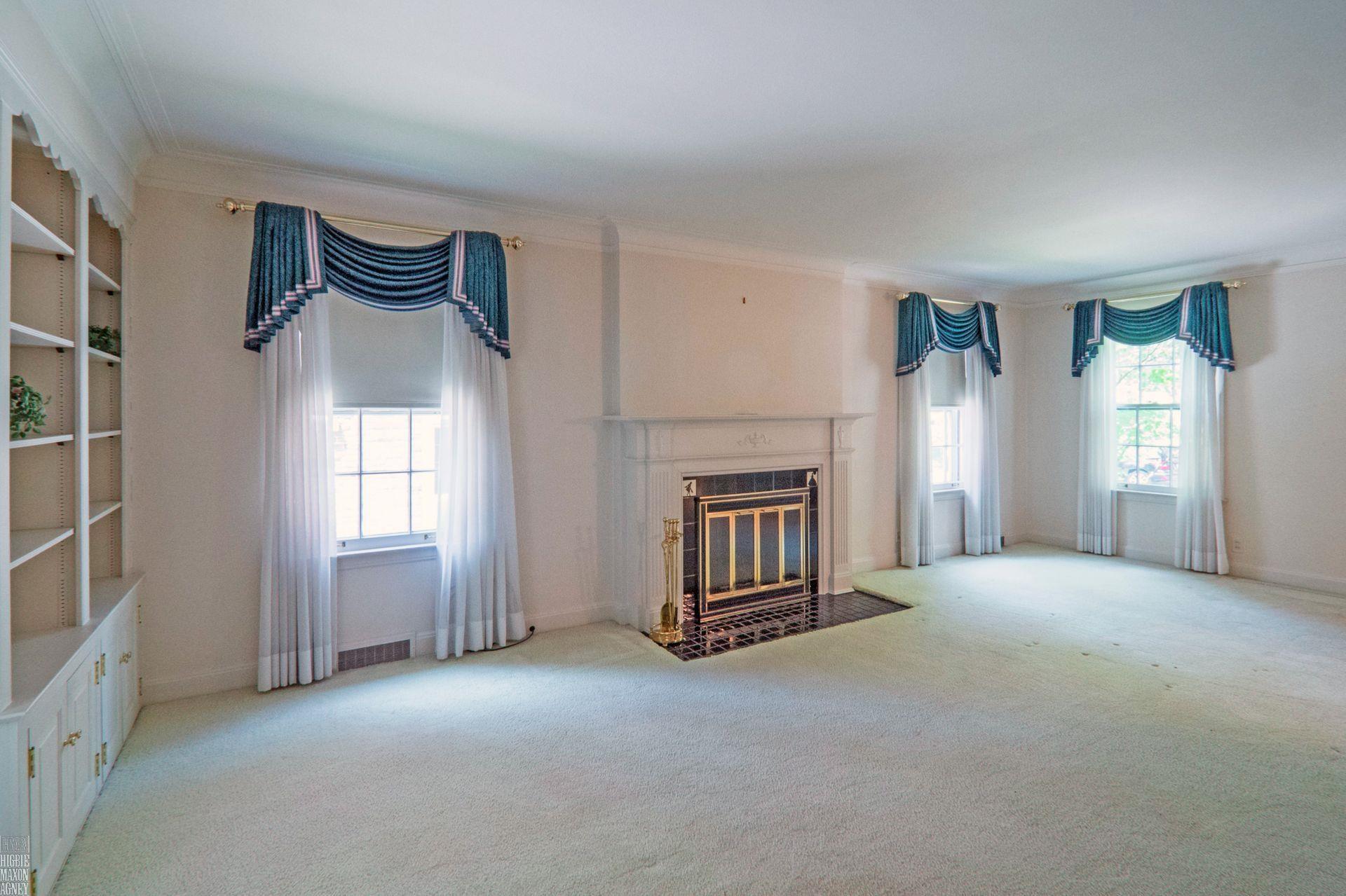 255 Merriweather Road