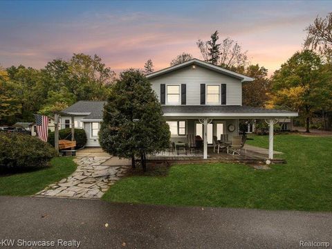 612 Sunrise Park Street Genoa Township MI 48843