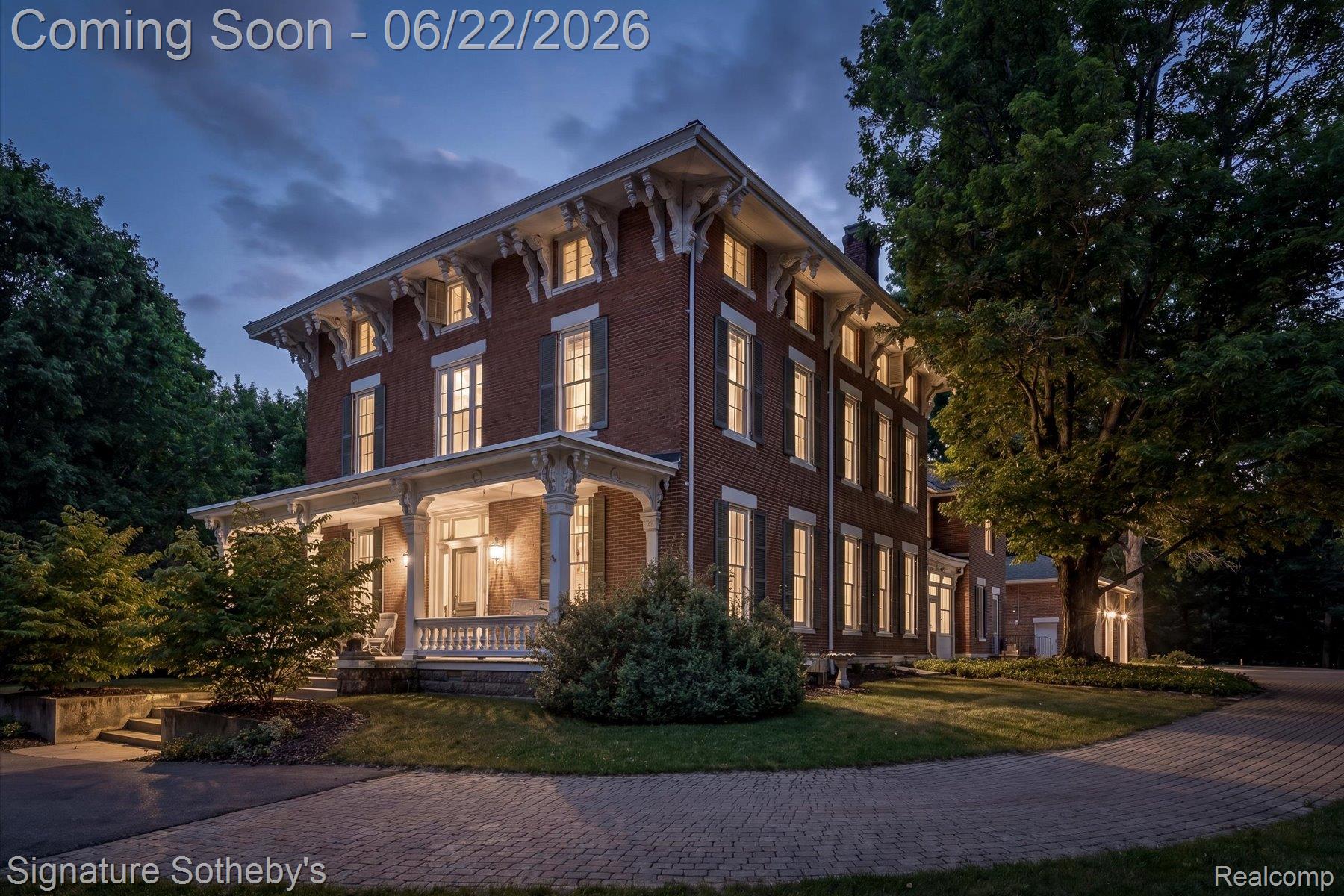 410 N Eagle Street
