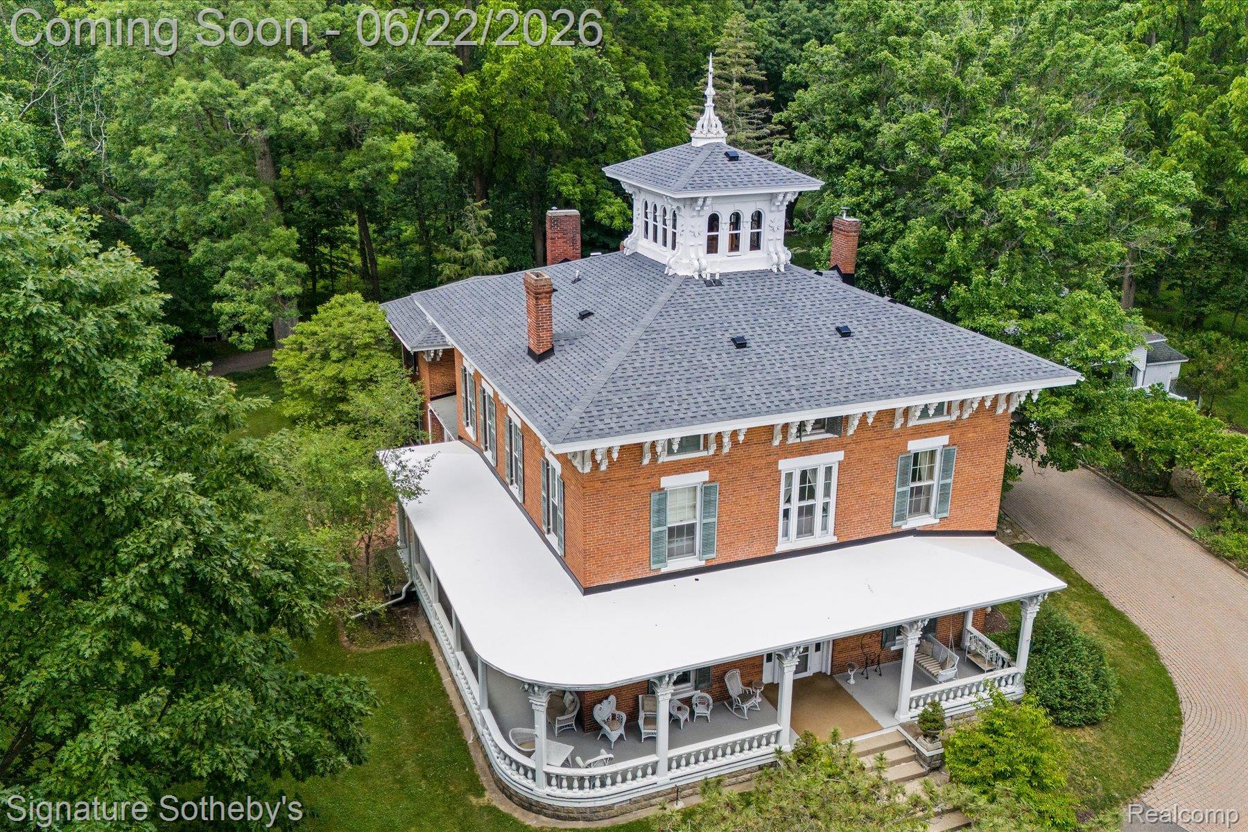 410 N Eagle Street