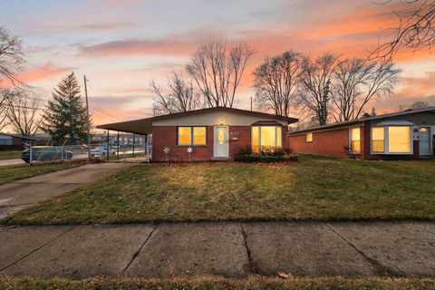 7435 Lathers Street Westland City MI 48185