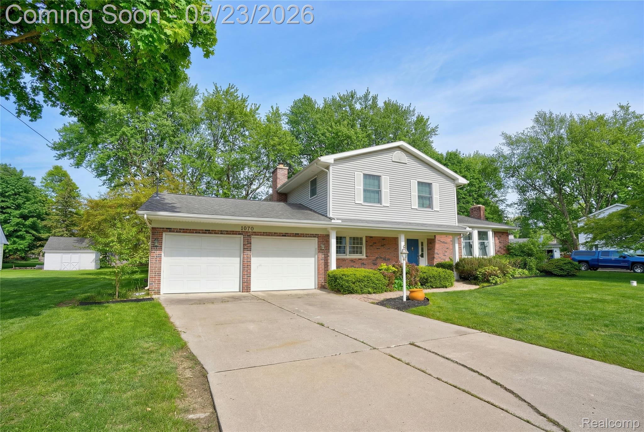 1070 Woodview Drive