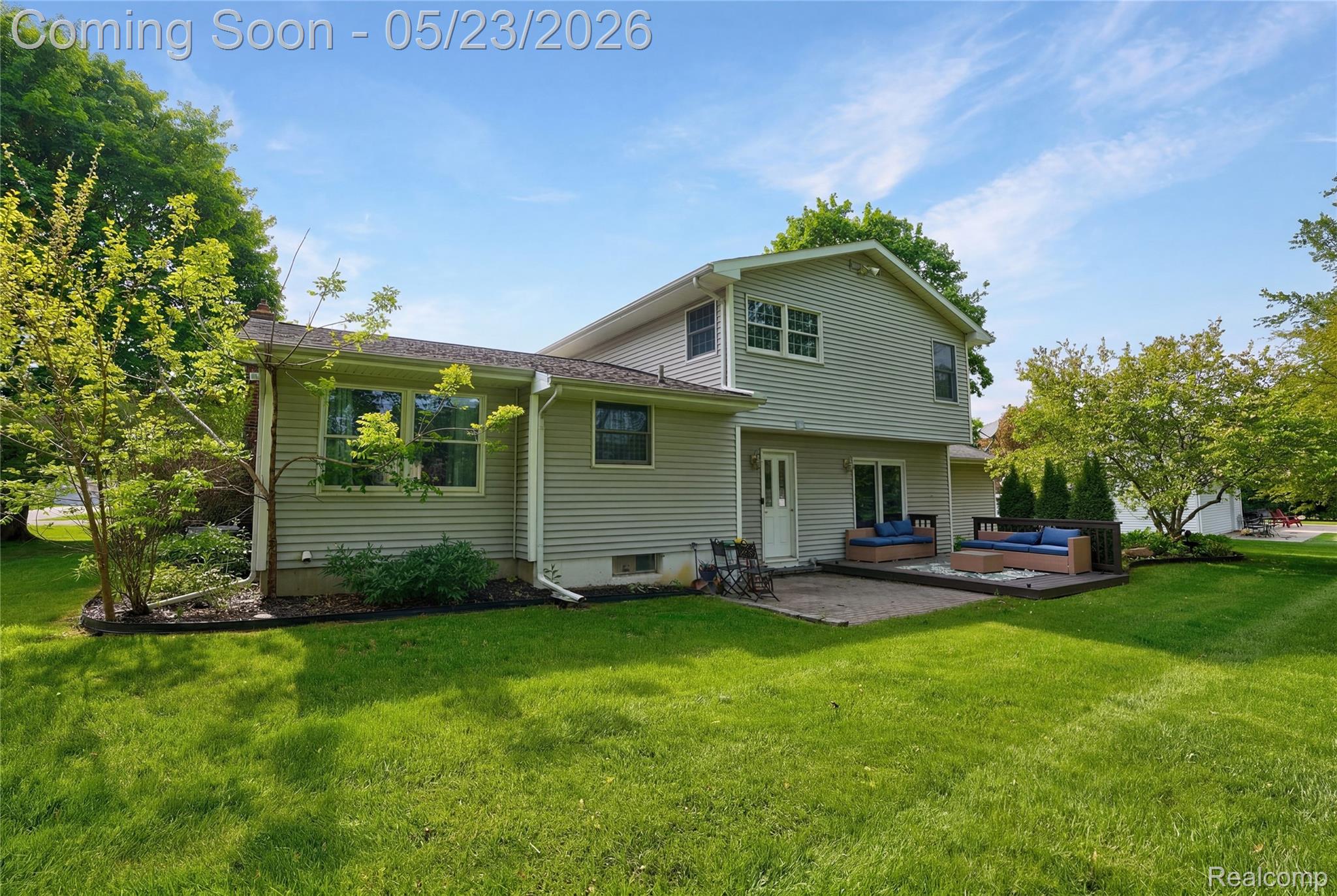 1070 Woodview Drive
