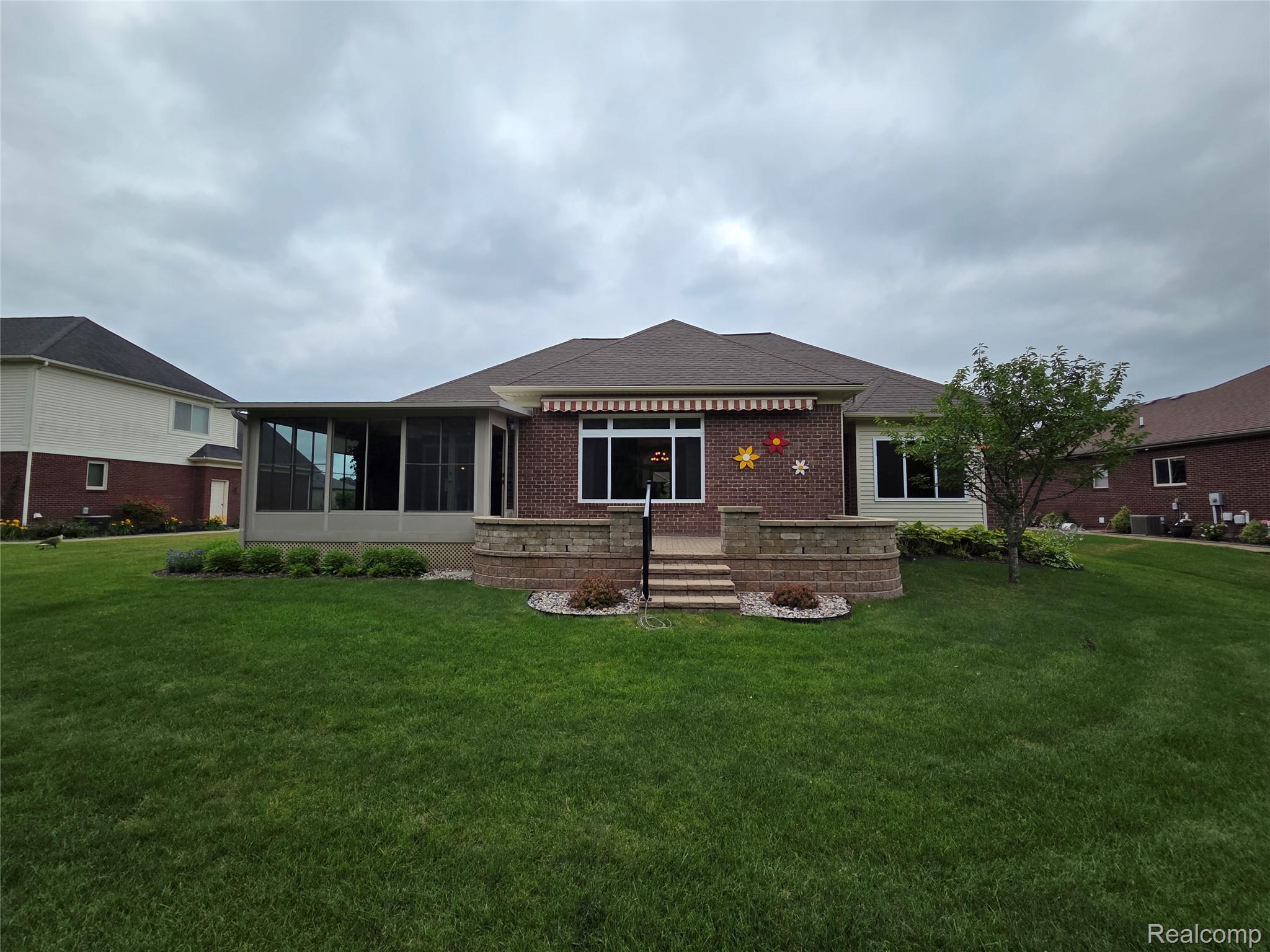 2181 E Shore Drive