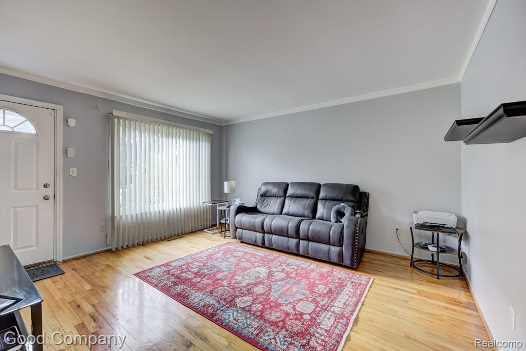 351 W Baker Avenue