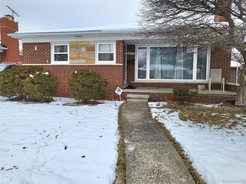 13468 Crosley Redford Charter Township MI 48239