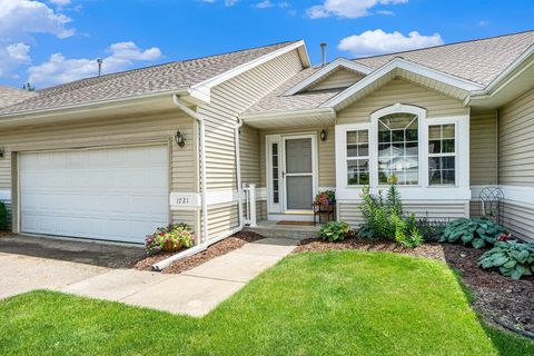 1721 Quail Run Drive Oshtemo Charter Township MI 49009