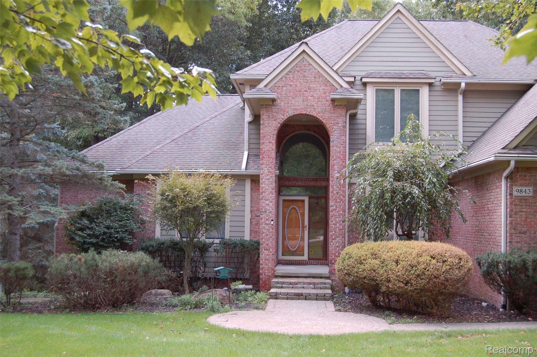 9843 Creekwood Trail