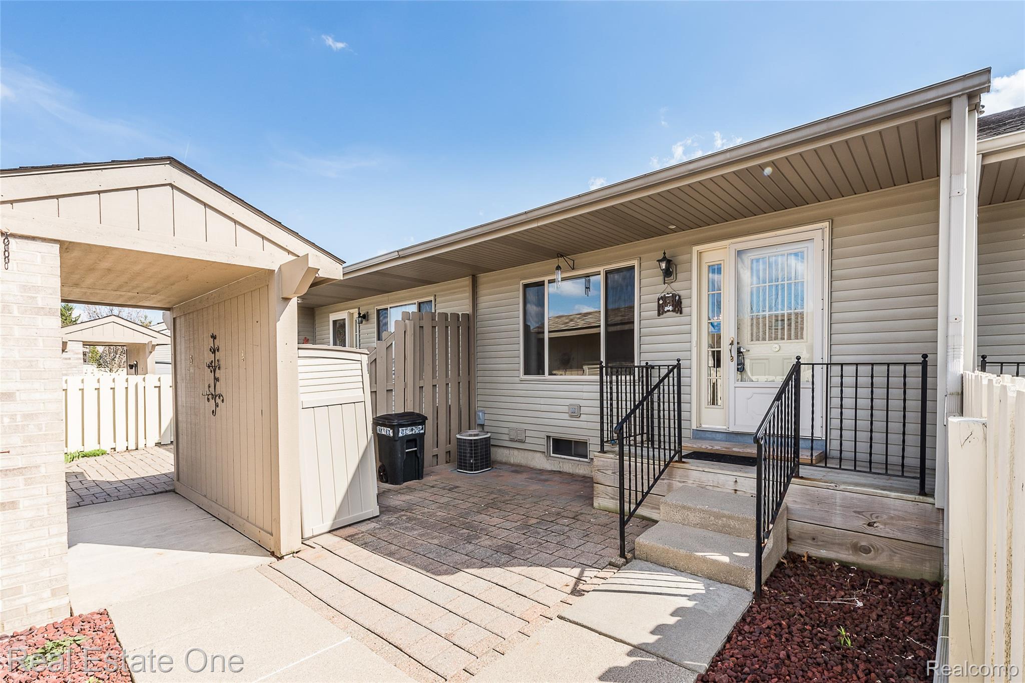 62181 ARLINGTON CIRCLE 4