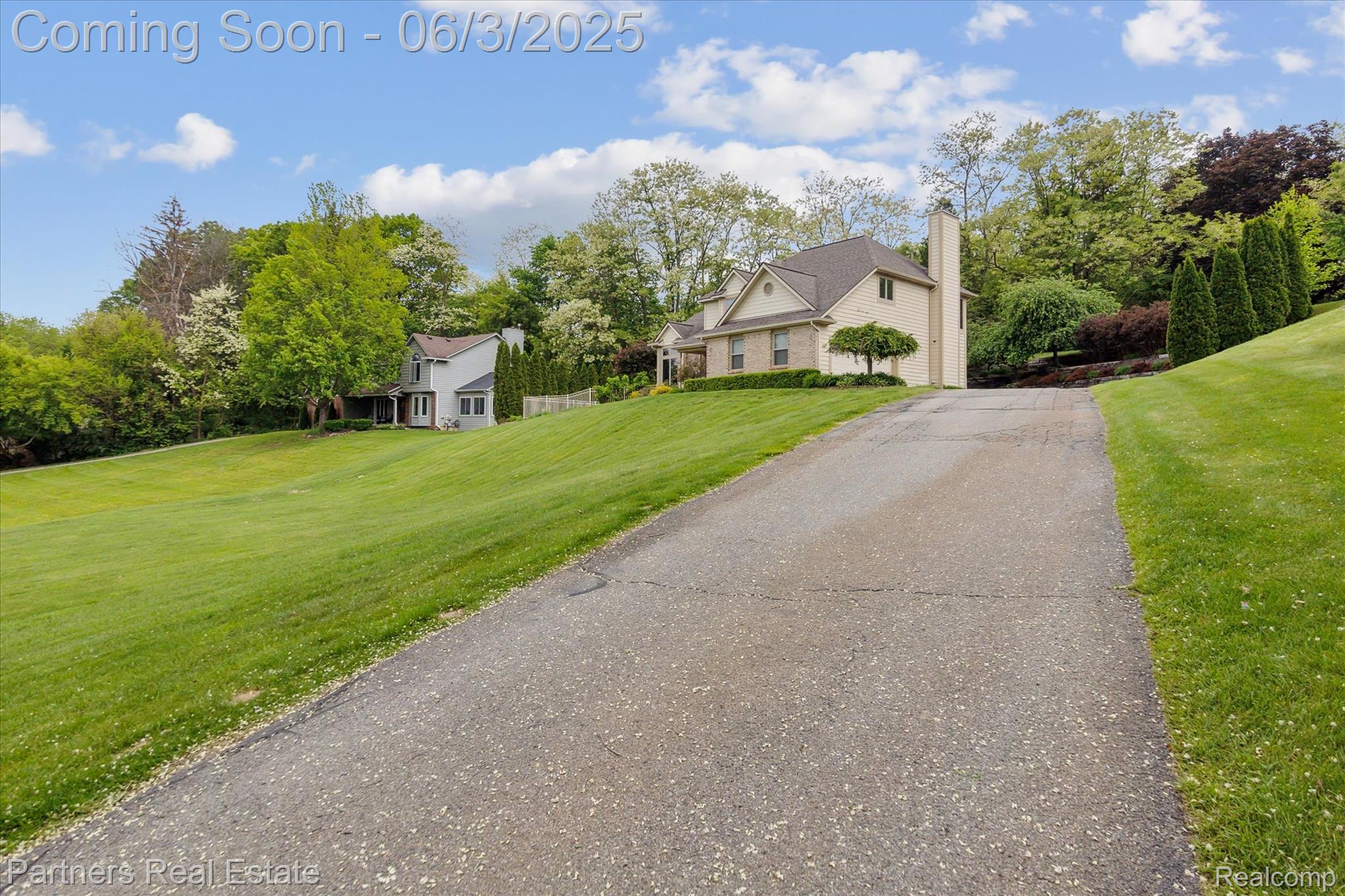 7973 Hillside Lakes Drive