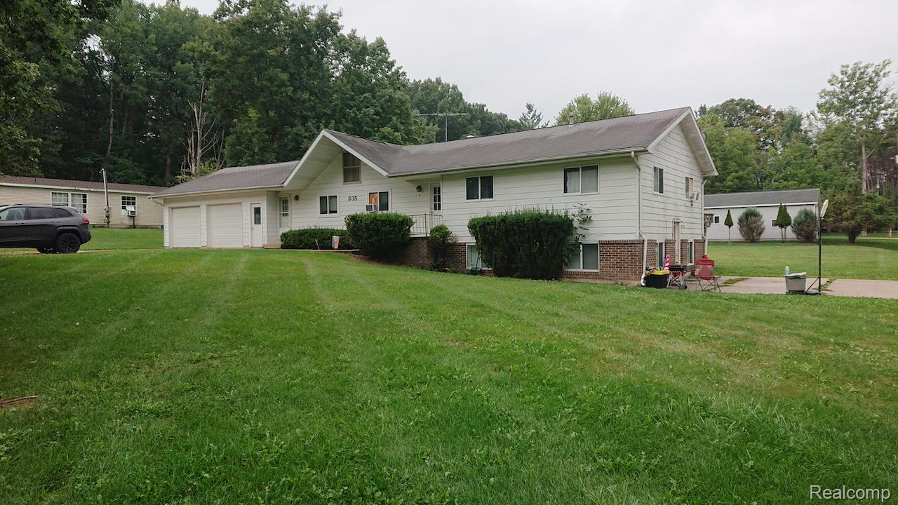 835 N Littlefield Road