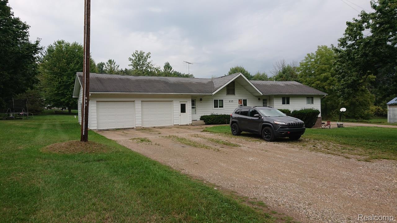 835 N Littlefield Road