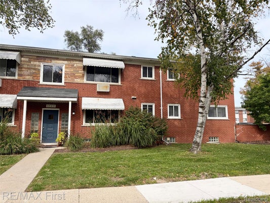1725 GARDENIA AVE, ROYAL OAK, MI 48067 - Image c39e7ea1466cdc65b5bdfa3b200a3f42/2174754244