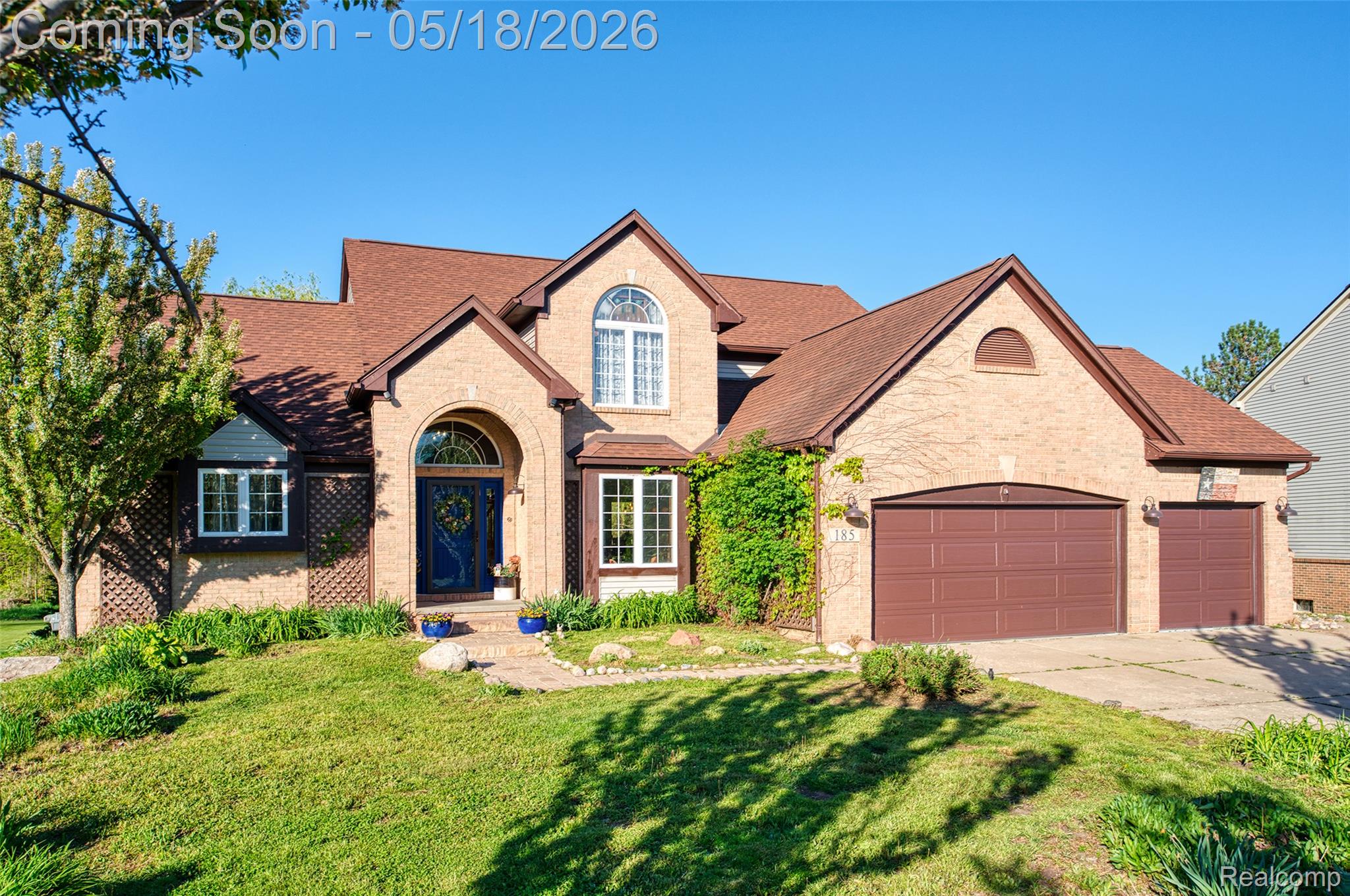 185 Columbia Drive