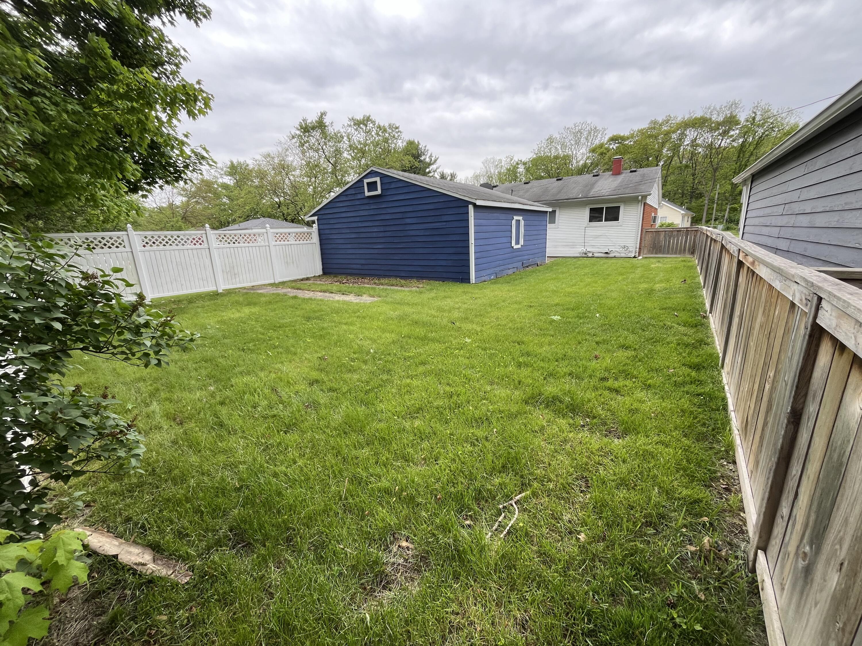 95 S Mansfield Street