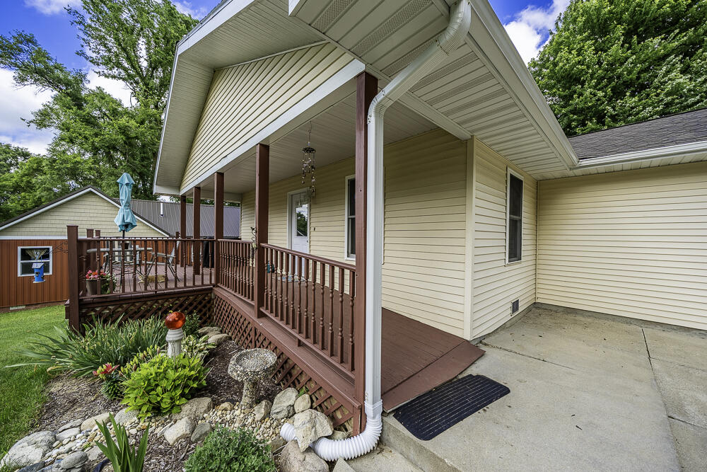 38 N Elm Street