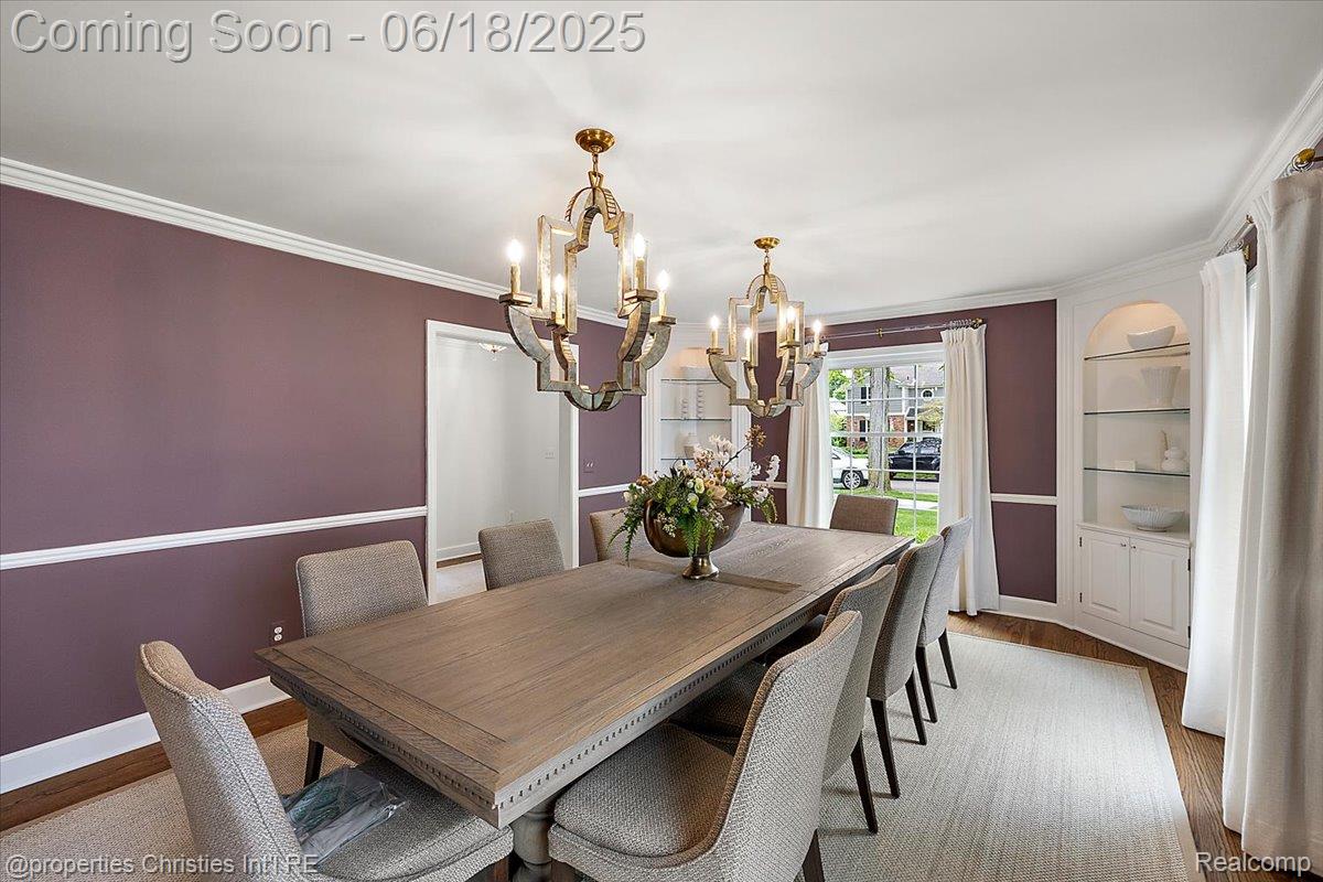 586 Fairfax Street