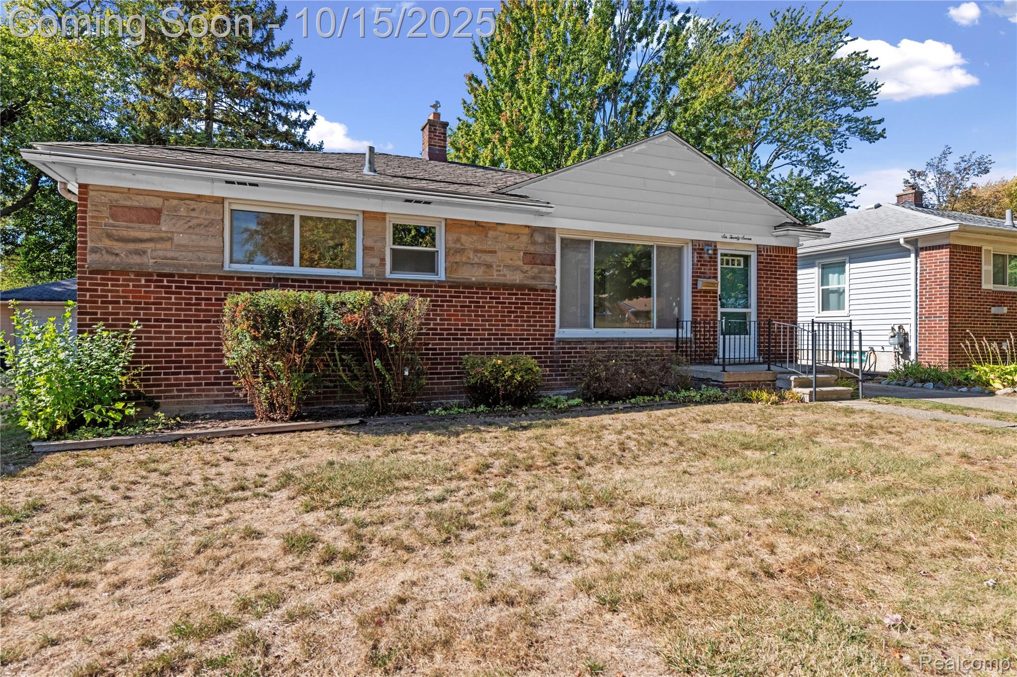 627 Symes Avenue