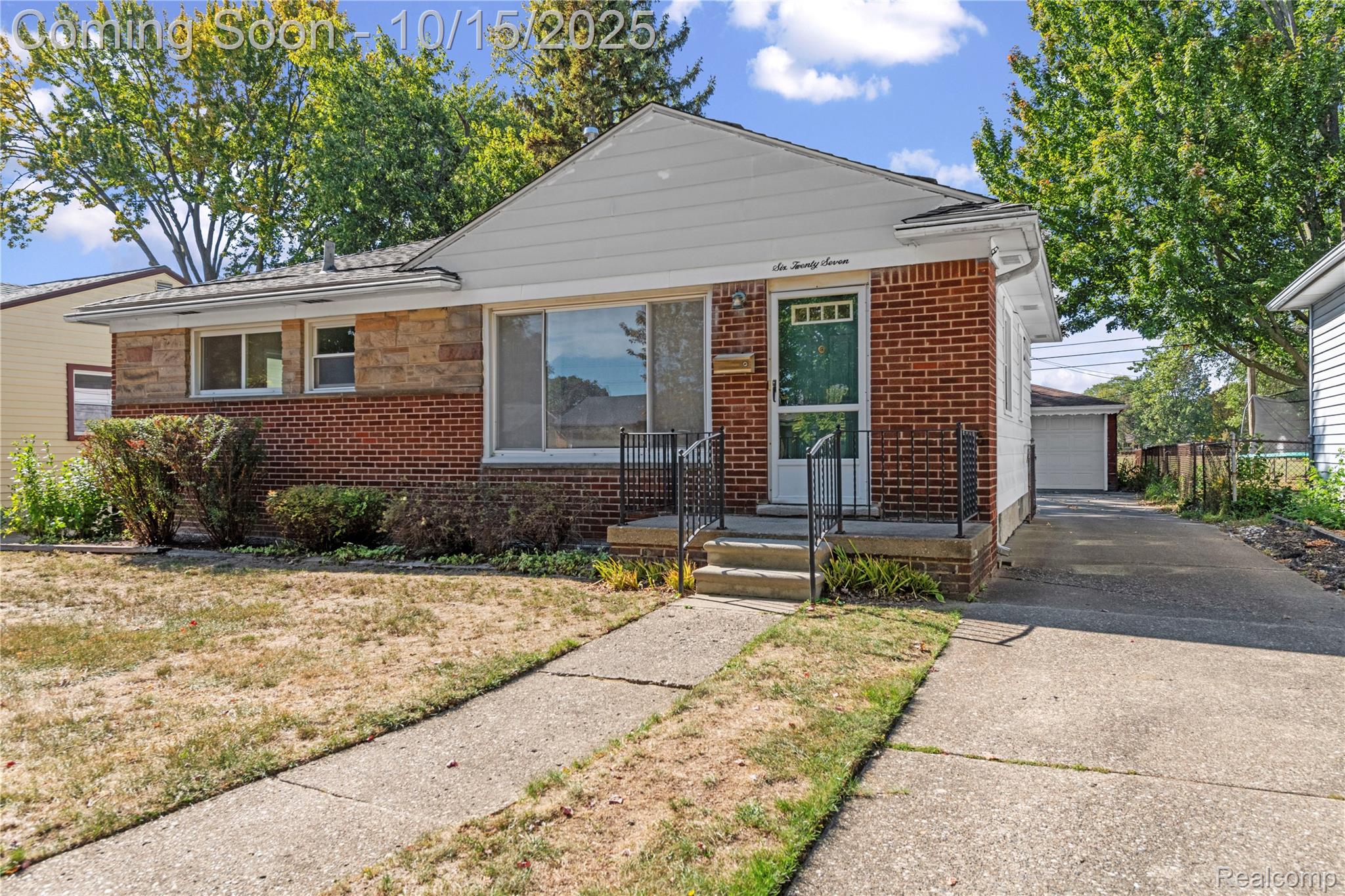 627 Symes Avenue